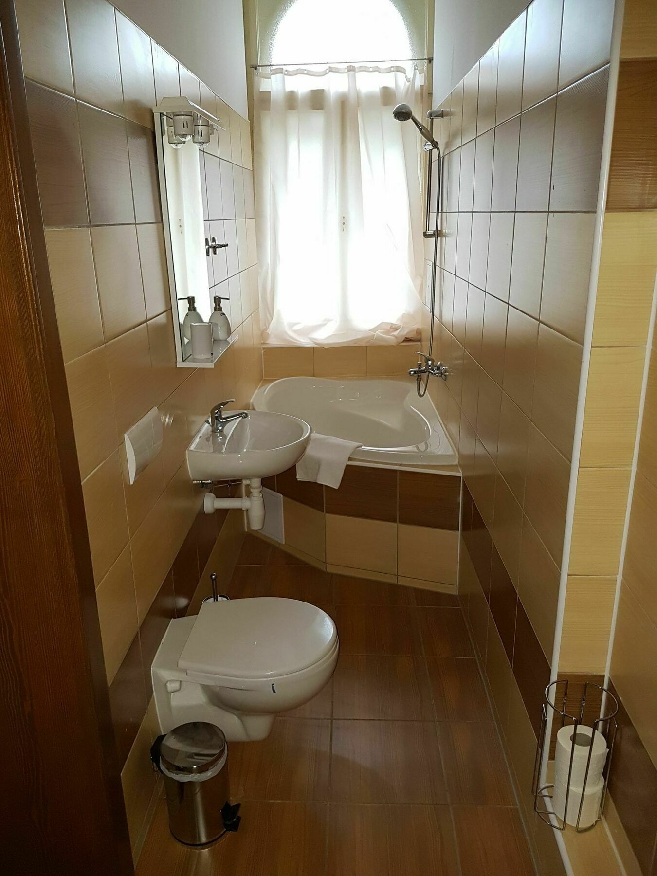 Villa Sofia Apartments カルロヴィ・ヴァリ エクステリア 写真
